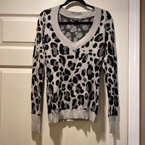 Leopard print express sweater